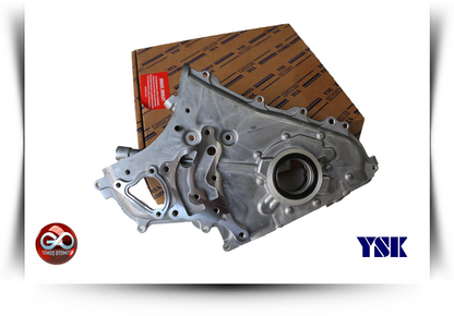 Gri metal motor kapağı parçası, kutu üzerinde yan görünüm